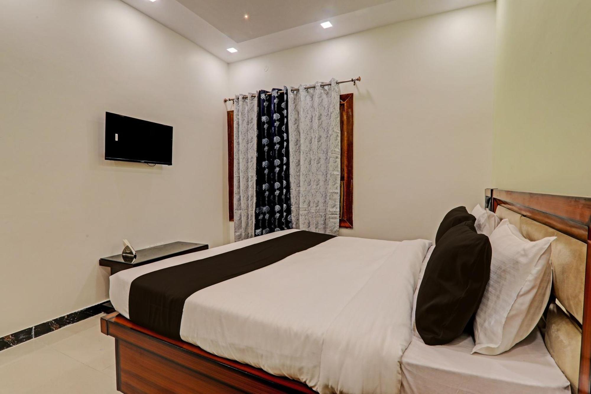 Hotel O Awadh International Bela Pratapgarh Zewnętrze zdjęcie